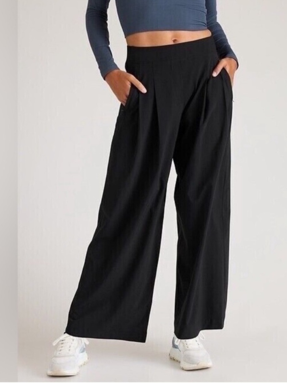 ATHLETA Brooklyn Heights High Rise Wide Leg Pant Black Casual Active Women’s 0